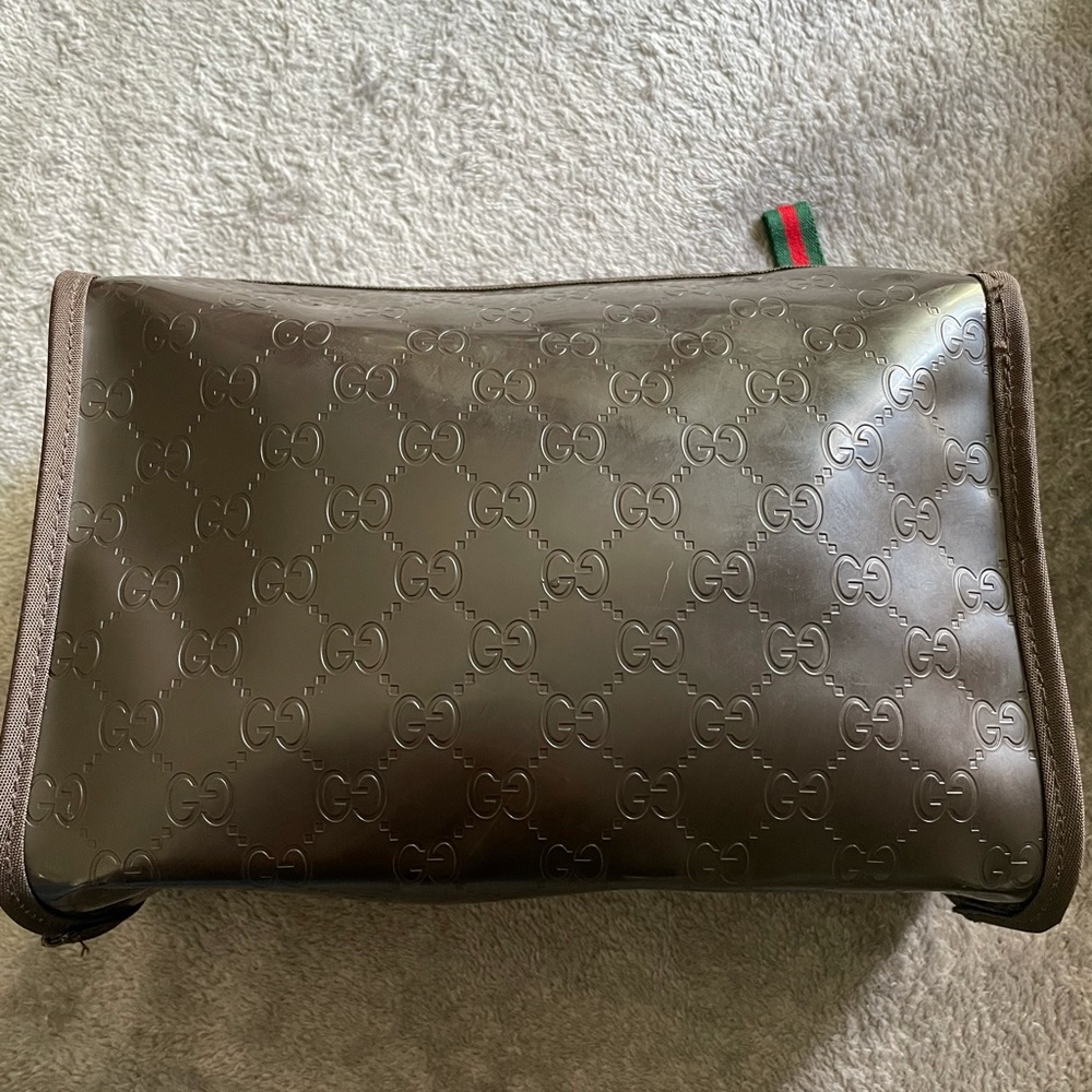 Gucci makeup and cosmetic bag